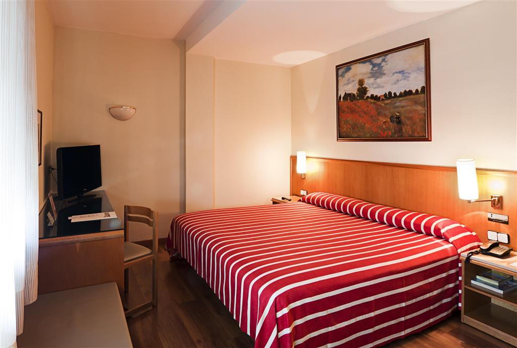 Catalonia Hispalis Seville Room photo